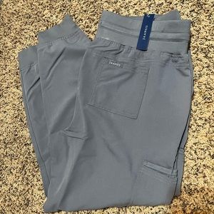Jaanuu Jogger Scrub Pants